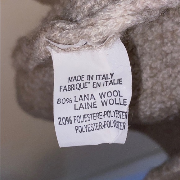 Brandy Melville Tan Wool Sweater Cardigan - Picture 3 of 3